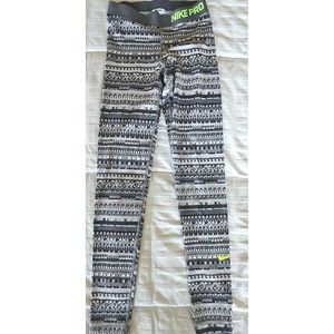 Nike Pro Dri-Fit Pants Women's XS Gray Digital Camo Geometric Athletic Leggings